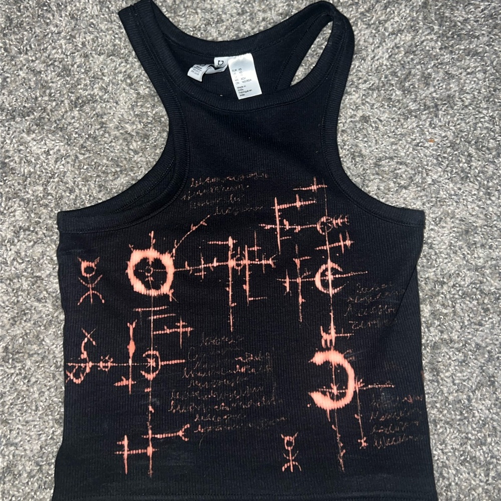 Cybersigilism black cropped tank